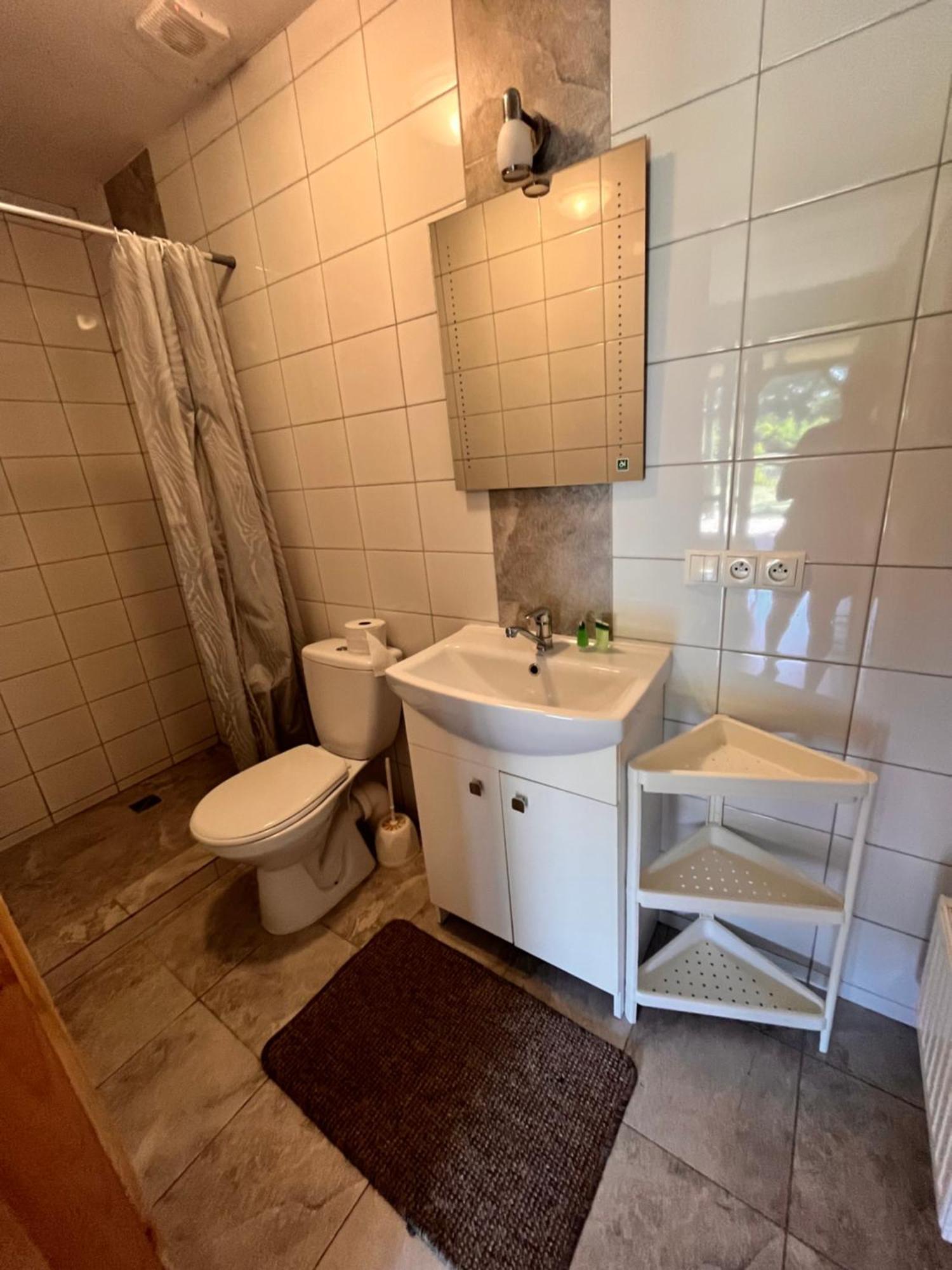 Hotel Radzewice Bagian luar foto
